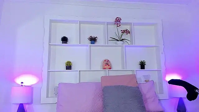 Jenifer Diaz online show from 09.16.25