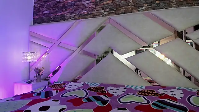 sophie pariss online show from 11.07.25