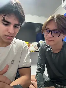 Snapshot of Alex_and_Fabian chatting on 06.21.26 Alex and Fabian online show from 06.21.26