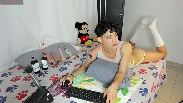 Snapshot of Benjamin_Buster chatting on 02.16.25 Benjamin Buster online show from 02.16.25