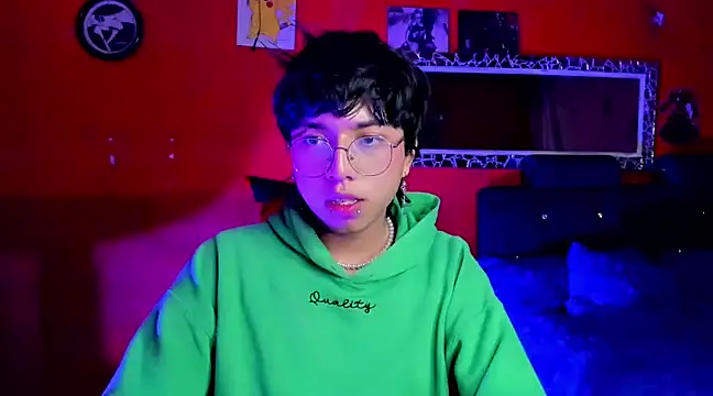 AnggelONfiree online show from 02.15.25