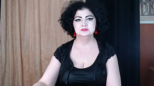 Snapshot of _MissJ_ chatting on 03.10.26 MissJ online show from 03.10.26