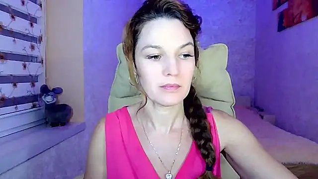 impossibleluna online show from 09.30.25