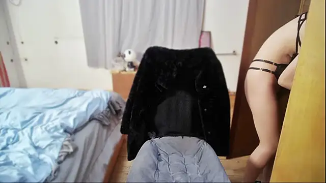 Snapshot of JIAJIA163 chatting on 12.19.24 JIAJIA163 online show from 12.19.24