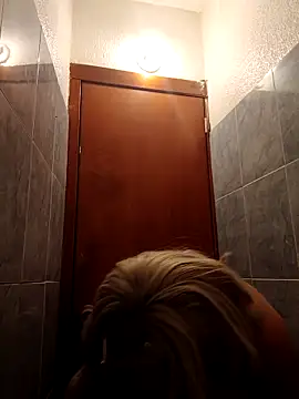 madelaine- online show from 02.28.25