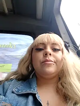 madelaine- online show from 03.05.25