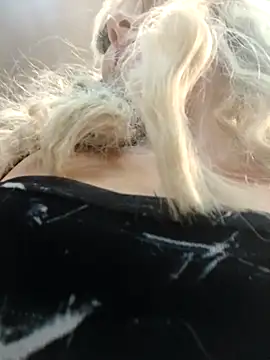 madelaine- online show from 03.05.25