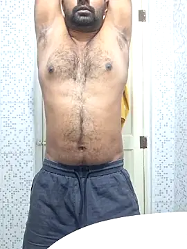 Snapshot of RKumar1994 chatting on 12.18.25 RKumar1994 online show from 12.18.25