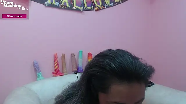 Snapshot of Drool_Sucker chatting on 10.07.25 Drool Sucker online show from 10.07.25