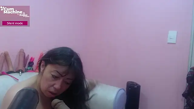 Snapshot of Drool_Sucker chatting on 11.24.25 Drool Sucker online show from 11.24.25