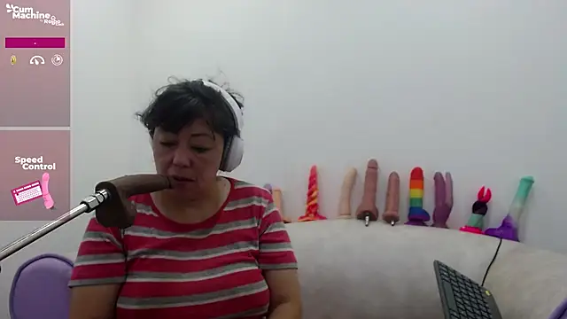 Snapshot of Drool_Sucker chatting on 02.25.26 Drool Sucker online show from 02.25.26