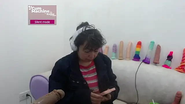 Snapshot of Drool_Sucker chatting on 03.18.26 Drool Sucker online show from 03.18.26