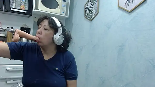 Drool Sucker online show from 05.04.26