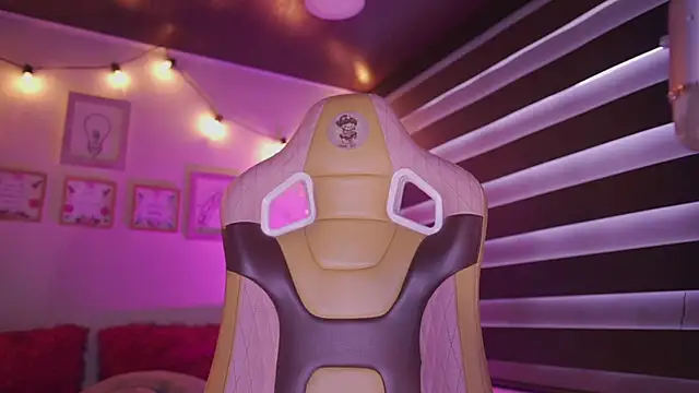 milly kenner online show from 09.09.25