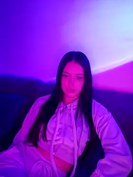 Snapshot of AlisaLink chatting on 12.11.24 AlisaLink online show from 12.11.24