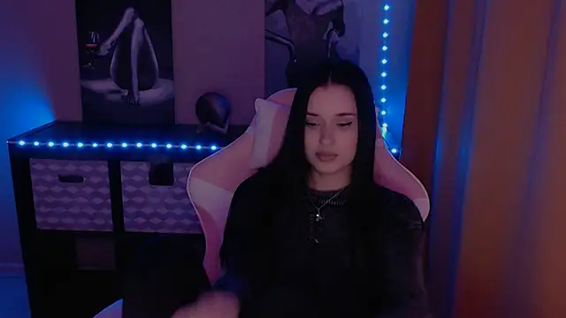 Snapshot of AlisaLink chatting on 01.13.25 AlisaLink online show from 01.13.25