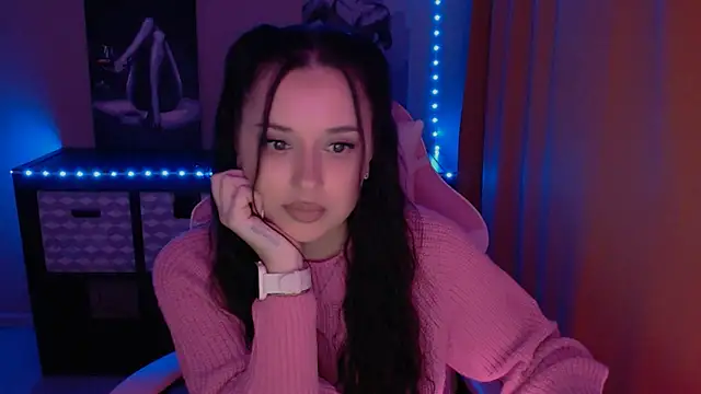 Snapshot of AlisaLink chatting on 03.10.25 AlisaLink online show from 03.10.25