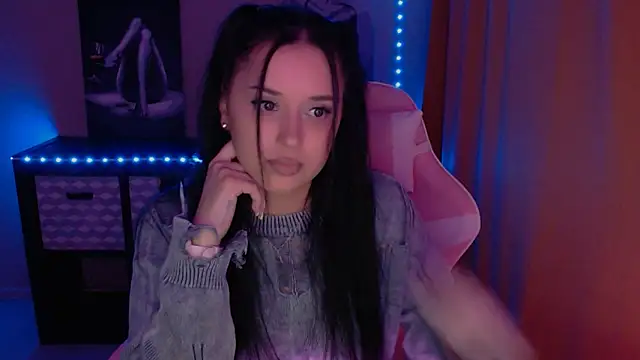 Snapshot of AlisaLink chatting on 03.13.25 AlisaLink online show from 03.13.25