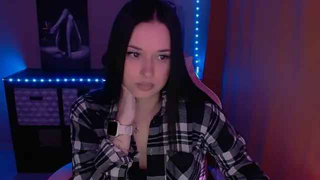 Snapshot of AlisaLink chatting on 03.21.25 AlisaLink online show from 03.21.25