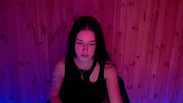 Snapshot of AlisaLink chatting on 09.15.25 AlisaLink online show from 09.15.25