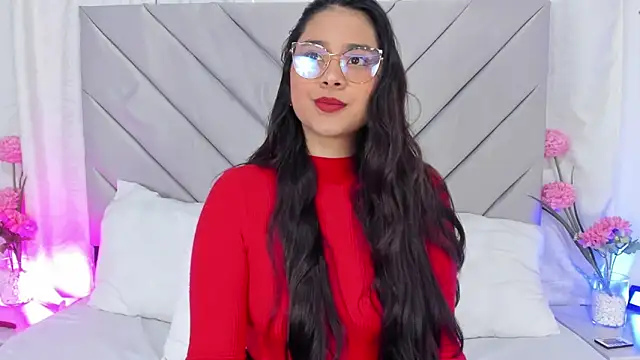 AnnaQueen  online show from 12.24.24