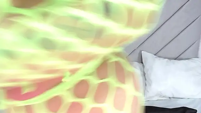 AnnaQueen  online show from 03.12.25