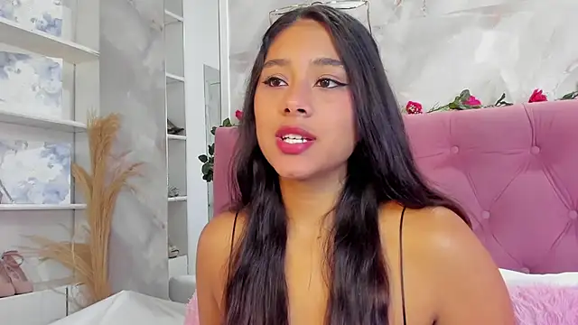 AnnaQueen  online show from 10.18.25