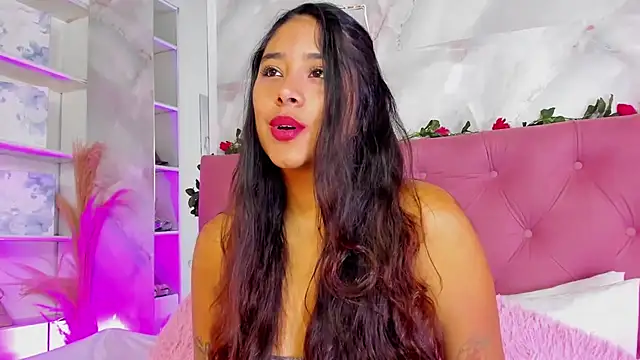 AnnaQueen  online show from 10.23.25