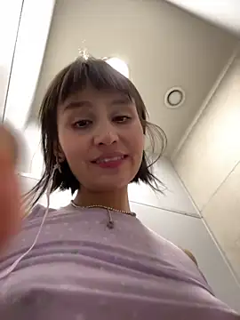 Snapshot of bigbabykiki chatting on 12.26.24 bigbabykiki online show from 12.26.24