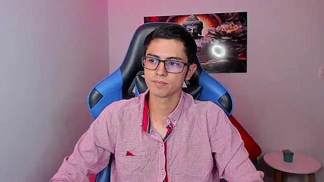 Snapshot of Ethan_Sai___ chatting on 02.26.25 Ethan Sai    online show from 02.26.25