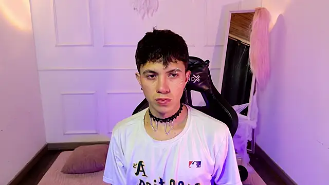 Justyn Ross online show from 10.19.25