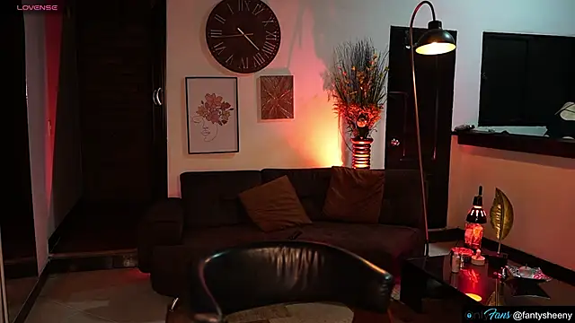 Snapshot of theaome chatting on 12.20.24 theaome online show from 12.20.24