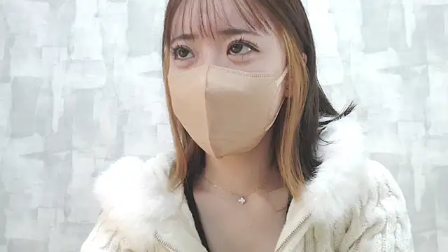 LOVE MOMO LOVE online show from 01.19.25