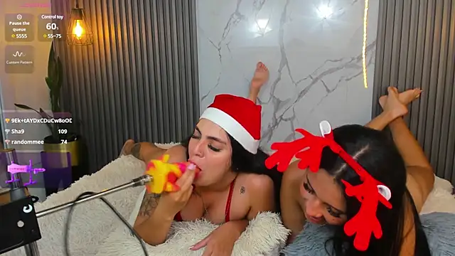 Snapshot of caliope_coralki chatting on 12.23.24 caliope coralki online show from 12.23.24
