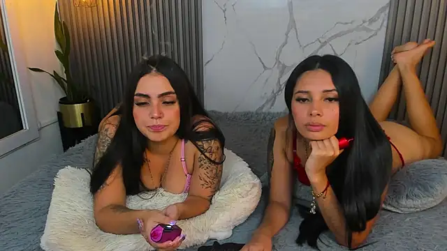 Snapshot of caliope_coralki chatting on 01.13.25 caliope coralki online show from 01.13.25