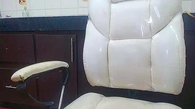 Snapshot of sexy_lady_0 chatting on 12.07.24 sexy lady 0 online show from 12.07.24