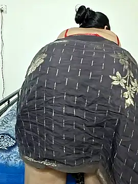 Snapshot of your_fantecy1 chatting on 11.29.25 your fantecy1 online show from 11.29.25