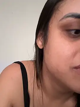 Snapshot of amorinha99 chatting on 05.18.26 amorinha99 online show from 05.18.26