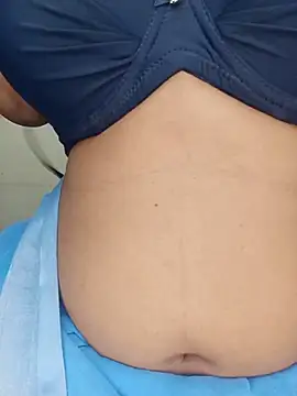 Snapshot of Miss-Riyasingh chatting on 05.28.26 Miss-Riyasingh online show from 05.28.26