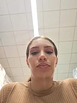 aurelialux online show from 09.11.25