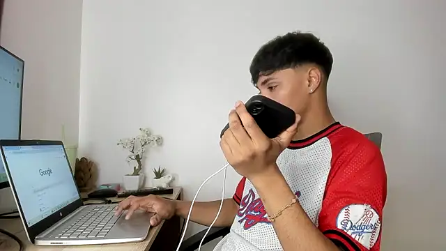 jonmaykolrose online show from 10.22.25