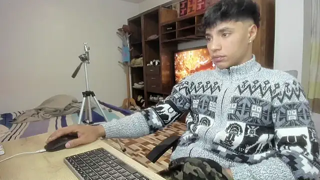 jonmaykolrose online show from 12.14.25