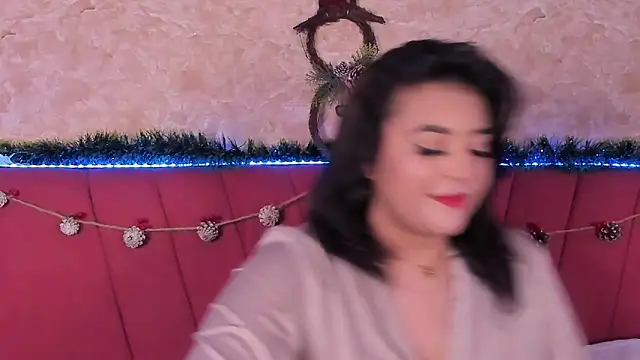 LorenaStevens online show from 12.31.24