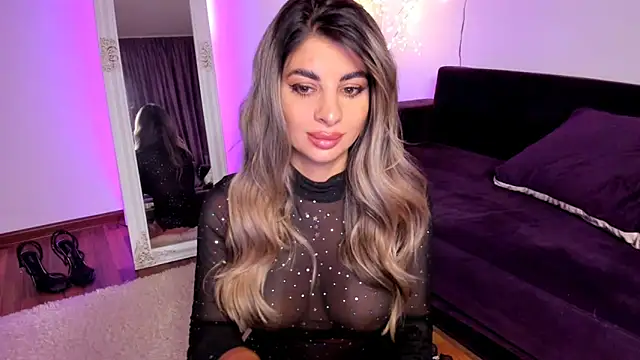Queenofyouredreams online show from 05.17.26