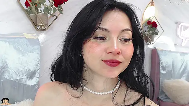 Snapshot of _Rouse_v chatting on 03.22.25 Rouse v online show from 03.22.25