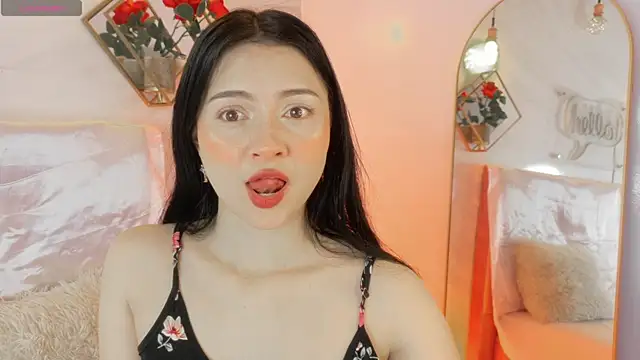 Snapshot of _Rouse_v chatting on 09.24.25 Rouse v online show from 09.24.25