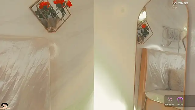 Snapshot of _Rouse_v chatting on 11.27.25 Rouse v online show from 11.27.25