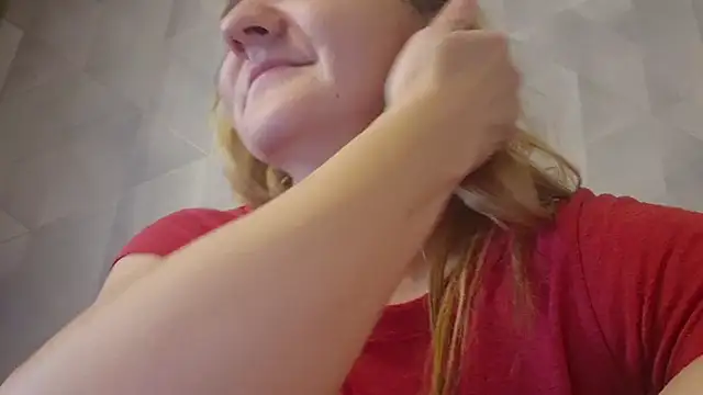 EstrellaWalters online show from 11.02.25