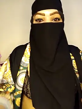 MerriamxHot online show from 03.10.25