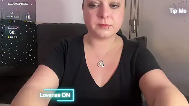 NaughtyWifeUK online show from 02.08.25